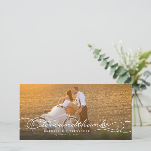 愛と感謝していストスタイリッシュの写真数々の結婚の サンキューカード (スタンド正面)