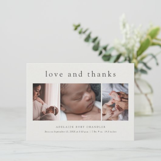 愛と感謝してい3ミニマル写真コラージュ新生児 サンキューカード (スタンド正面)
