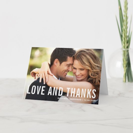 愛と感謝してい |モダンタイポグラフィの結婚写真 サンキューカード (正面)