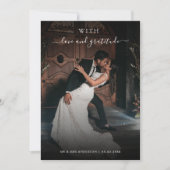 愛と感謝のウェディング ダーク フェイデッド フォト サンキューカード (正面)