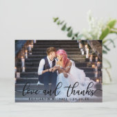 愛と感謝 | 現代のウェディングフォト感謝メッセージ サンキューカード (スタンド正面)