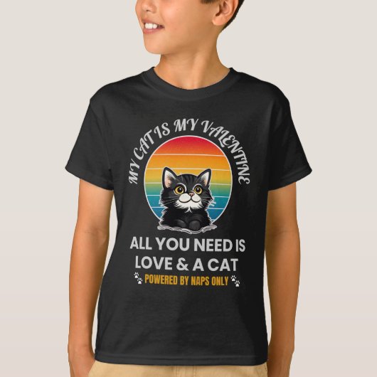 愛と猫があればいい+Tシャツ、面白い猫のデザイン Tシャツ (正面)