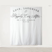 愛と笑いのウェディングバックドロップバナー タペストリー (正面)
