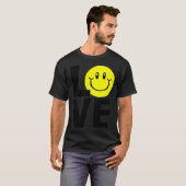 愛と笑顔の男子学生 Tシャツ (正面フル)