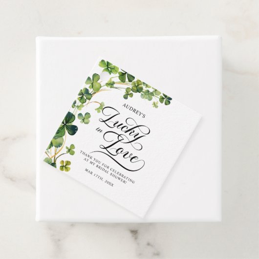 愛に恵まれた花嫁のシャワーパーティー 緑のシロツメクサ フェイバータグ (インサイチュ)