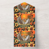 愛に満ちた白鳥の美しさ。 オールインワン招待状 (内側)