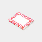 愛のための赤く、ピンクのバレンタインデーのハート ポストイット (アングル)