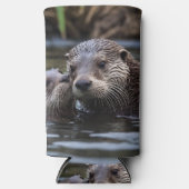 **「愛のエイドロフト：ミイラとベビーオッター」** スリム缶クーラー (正面)