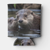 **「愛のエイドロフト：ミイラとベビーオッター」** 缶クーラー (正面)