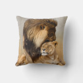 愛のオスおよびメスのライオン クッション (裏面)