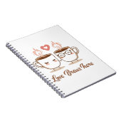 愛のパンはこちら – かわいいロマンチックなコーヒーカップル ノートブック (右側)