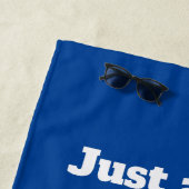 愛のパンドラとラーメン(白文字) ビーチタオル (インサイチュ)