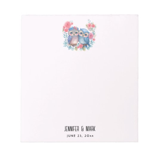 愛のフクロウが木の枝に座る ノートパッド (正面)