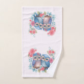 愛のフクロウが木の枝に座る バスタオルセット (ハンドタオル)