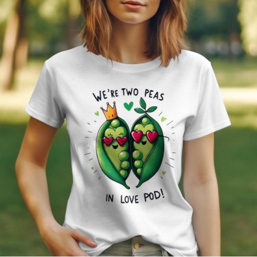 愛のポッドに愛らしいバレンタインの二人のエンドウ Tシャツ