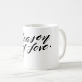 愛のマグのハンドスクリプトシーズン コーヒーマグカップ (正面右)