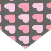 愛のモダンハートパターン ショートテーブルランナー (コーナー)