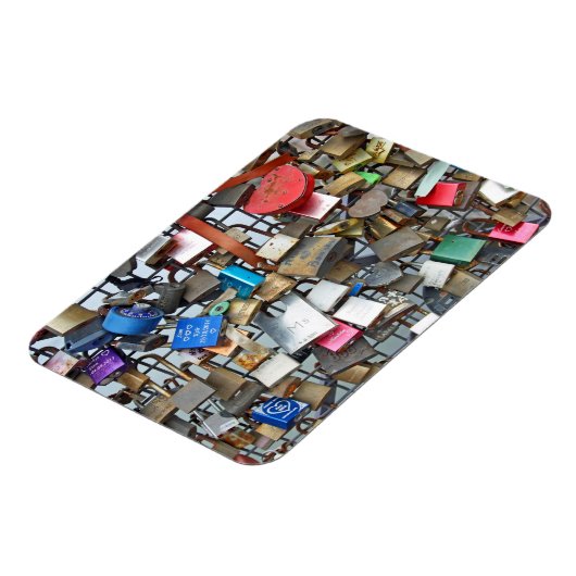 愛のロック マグネット (左側)