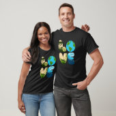 愛の世界の地球の日2023年救星環境 Tシャツ (ユニセックス)