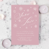 愛の中でほこりっぽいピンクの雪ブライダルシャワーの招待状 招待状
