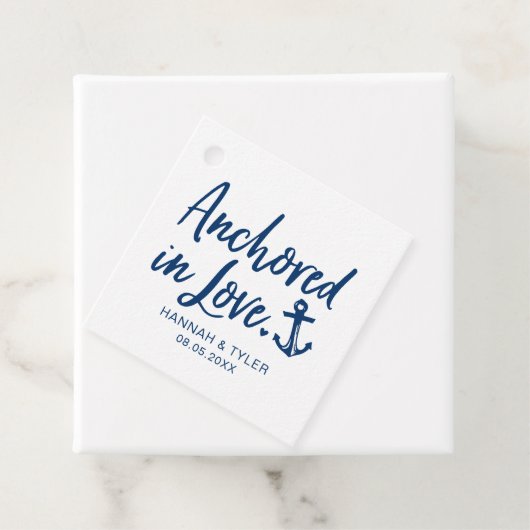 愛の中にアンカーされたビーチ航海の結婚の フェイバータグ (インサイチュ)