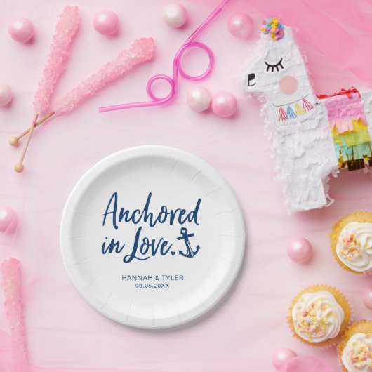 愛の中にアンカーされたビーチ航海の結婚の ペーパープレート (パーティー)