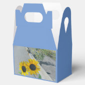 "愛の中を歩く"道路の上にカジュアルひま結婚わ フェイバーボックス (オープン)