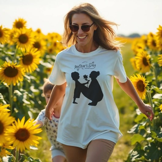 「愛の影 – 心のこもった母の日画」 Tシャツ