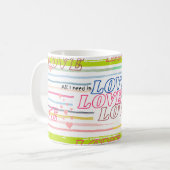 愛の愛をテーマにしたマグカップを必要とするすべてのもの コーヒーマグカップ (正面左)