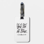 愛の行動 – 1コリント16:14 感動的 ラゲッジタグ (裏面縦)