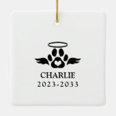 愛の記憶の中で犬のエレガント写真ペット記念碑C セラミックオーナメント (裏面)
