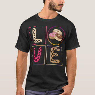 愛の食動物の誕生日 Tシャツ