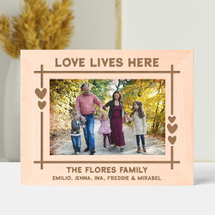 愛の魅力的ここにハート家族 レーザー彫刻フレーム