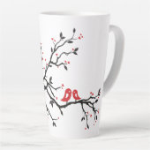 愛の鳥オンブランチ – ロマンチックな赤いハートツリーアート カフェラテマグ (右アングル)