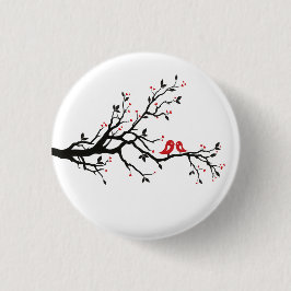 愛の鳥オンブランチ – ロマンチックな赤いハートツリーアート 缶バッジ