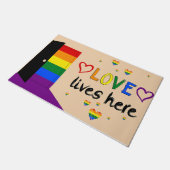 愛はここに生きる、かわいいプレゼカラフルント ドアマット (アングル)