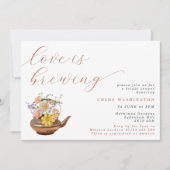 愛はティーポットで花を醸造するブライダルシャワー 招待状 (正面)