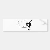 愛はフィギュアスケート、女の子のスケート選手及びハートです バンパーステッカー (正面)