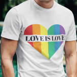 愛はラブレインボーハートLGBTQプライドTシャツ Tシャツ<br><div class="desc">LGBTQのレインボーフラグの色と大きなハートをフィーチャーしたカラフルTシャツで、カスタマイズ可能なキャプション「Love is love」をブラックのオールキャップフォントで提供。衣服このゲイプライドの認識度Tシャツは、あなたがLGBTQコミュニティのメンバーであることを世界誇りを持ったに示すために。</div>