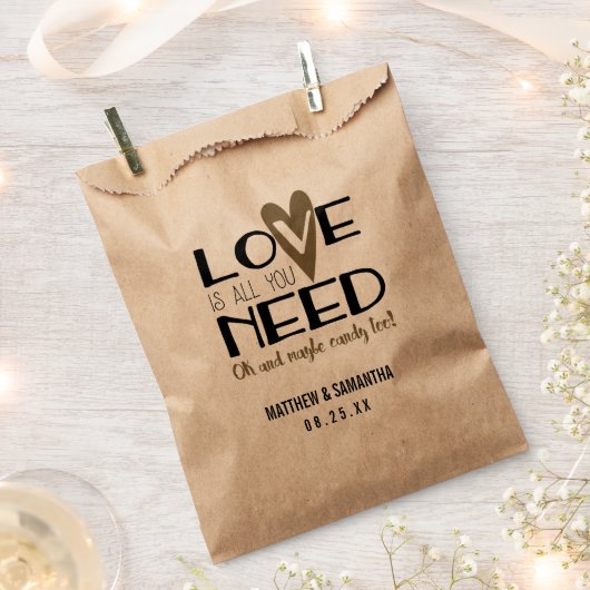 愛は必要な結婚すべてだキャンディバービュッフェ フェイバーバッグ (クリップ留めされた状態)