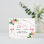 愛は忍耐強い熱帯フラミンゴの新結婚しいデート ポストカード (スタンド正面)