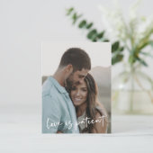 愛は忍耐強い | 新しい日程 現代的なスクリプト写真 案内ポストカード (スタンド正面)