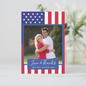 愛は愛国心が強い米国旗のカップルの写真を感謝していしています サンキューカード (スタンド正面)