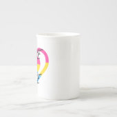愛は愛 – パンセクシャルプライド ボーンチャイナマグカップ (正面)