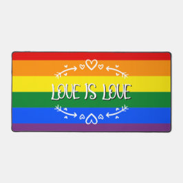 愛は愛 レインボー LGBTQプライド デスクマット