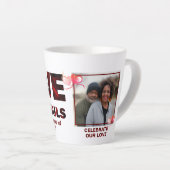 愛は決してクリスチャンの写真を失敗しない カフェラテマグ (右アングル)