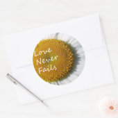 愛は決して失敗しないデイジー1コリント13 ラウンドシール (封筒)