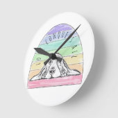 愛は犬のすべての虹のバセットハウンドを征服する ラウンド壁時計 (傾斜)