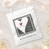 愛は甘いシンプル愛モダン鳥赤いハート フェイバーバッグ (クリップ留めされた状態)