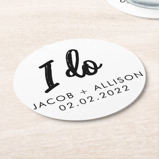 愛は甘いチョコエレガント結婚式の引き出物私がする ラウンドペーパーコースター (アングル)